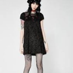 Fearless Illustration Black rose and thorns dress